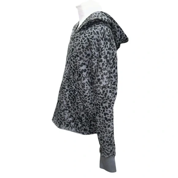 Old Navy girls M 8 gray black cheetah crop hoodie - Picture 4 of 9